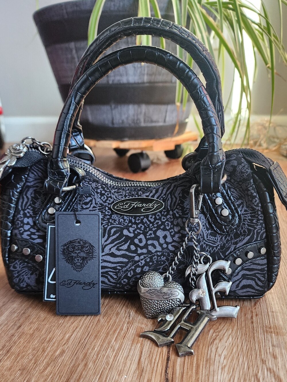 🐈⬛ BRAND NEW W/ TAGS ED HARDY BLACK LEOPARD MINI BOWLER BAG 🐈⬛